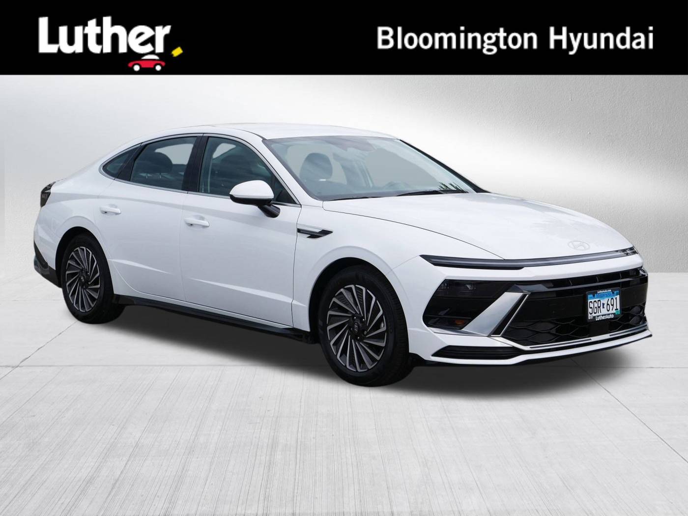 2025 Hyundai Sonata Hybrid SEL — Sedan — 4,672 mi — Bloomington, MN