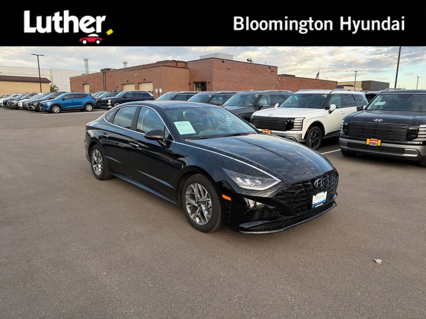 2023 Hyundai Sonata SEL — Sedan — 7,859 mi — Bloomington, MN