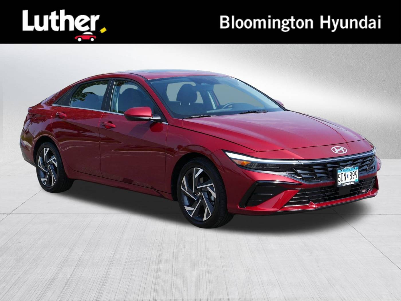 2025 Hyundai Elantra SEL Convenience — Sedan — 3,920 mi — Bloomington, MN