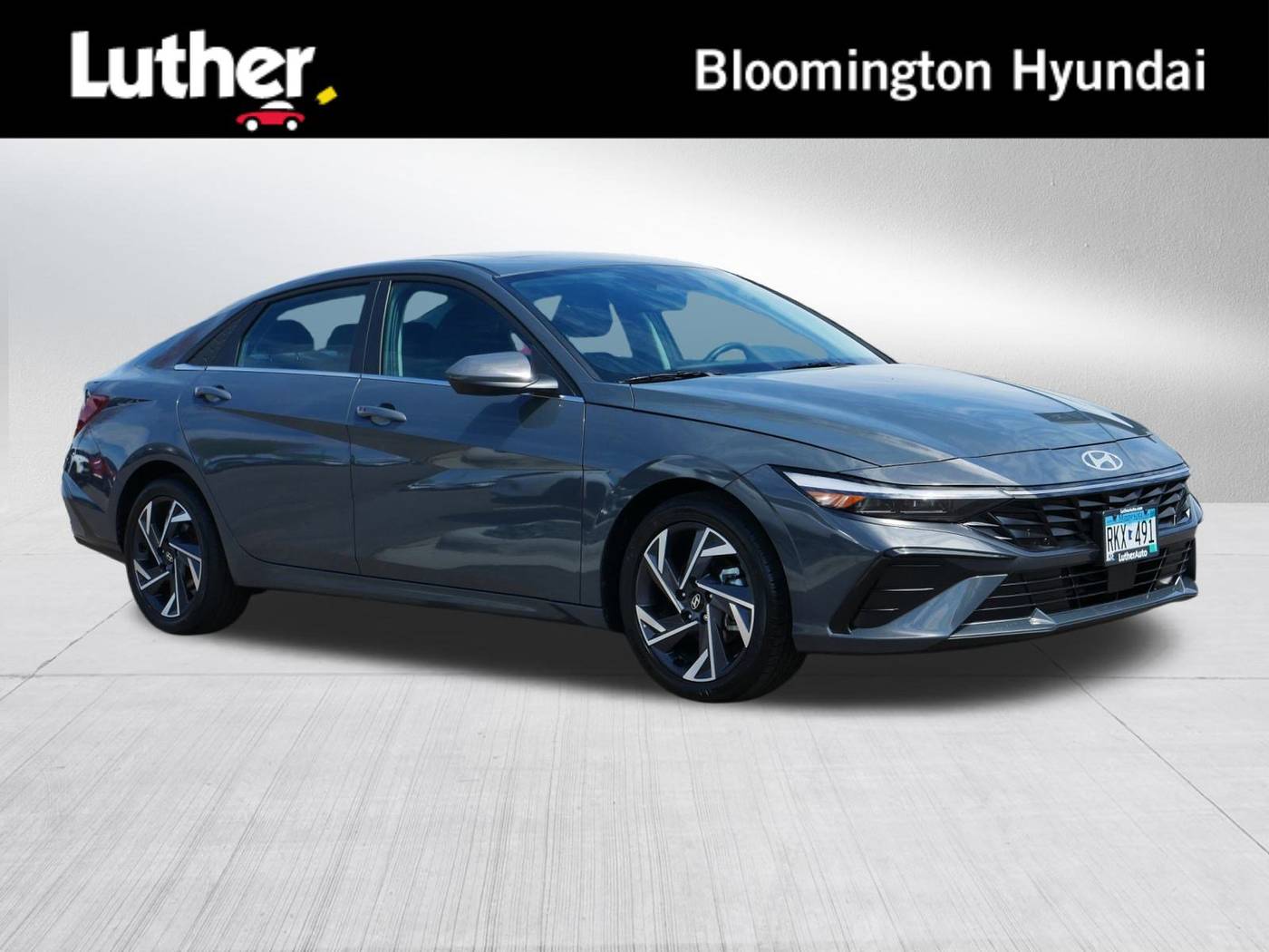 2024 Hyundai Elantra SEL — Sedan — 3,052 mi — Bloomington, MN