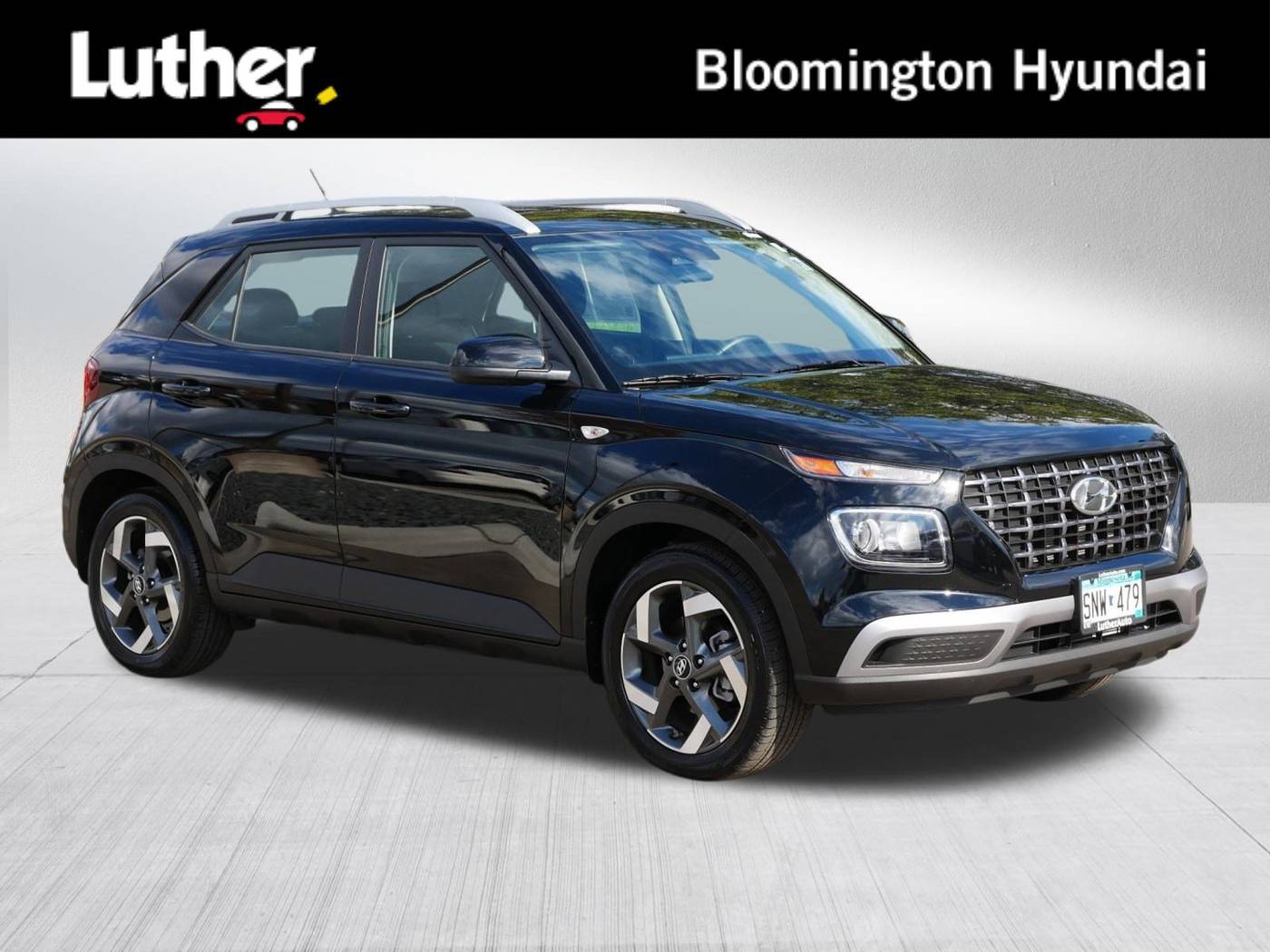 2025 Hyundai Venue SEL — SUV — 3,400 mi — Bloomington, MN