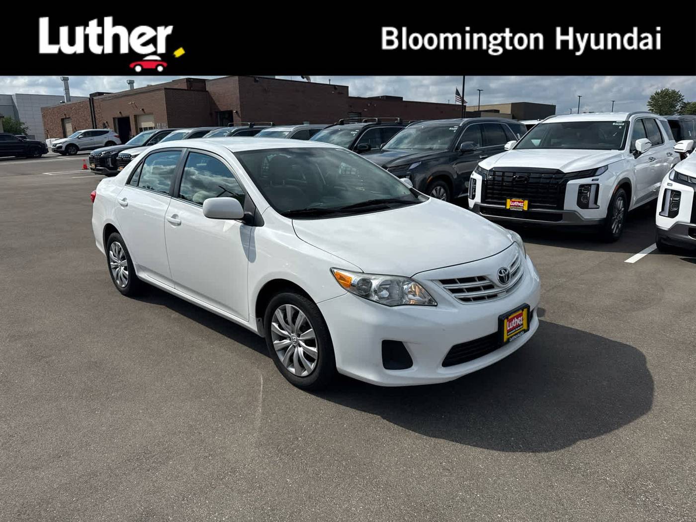 2013 Toyota Corolla LE — Sedan — 86,034 mi — Bloomington, MN