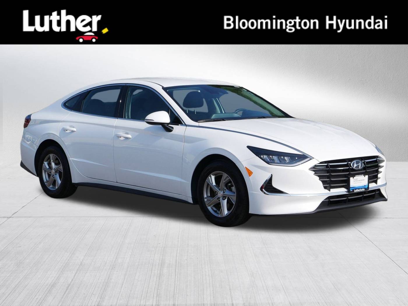2022 Hyundai Sonata SE — Sedan — 50,125 mi — Bloomington, MN