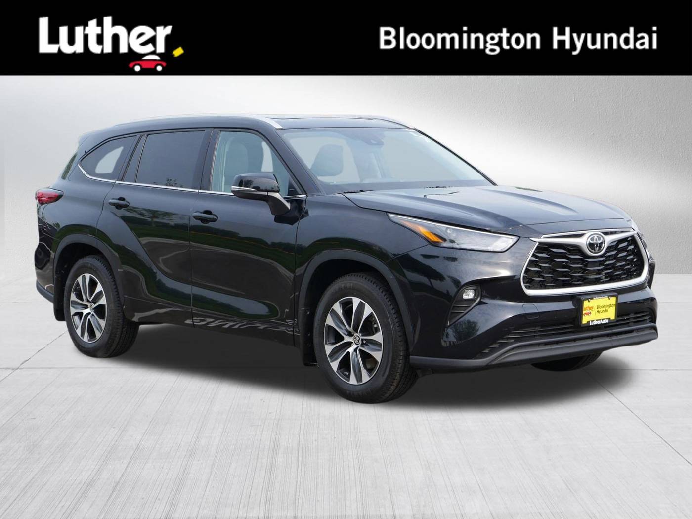 2022 Toyota Highlander XLE — SUV — 44,492 mi — Bloomington, MN