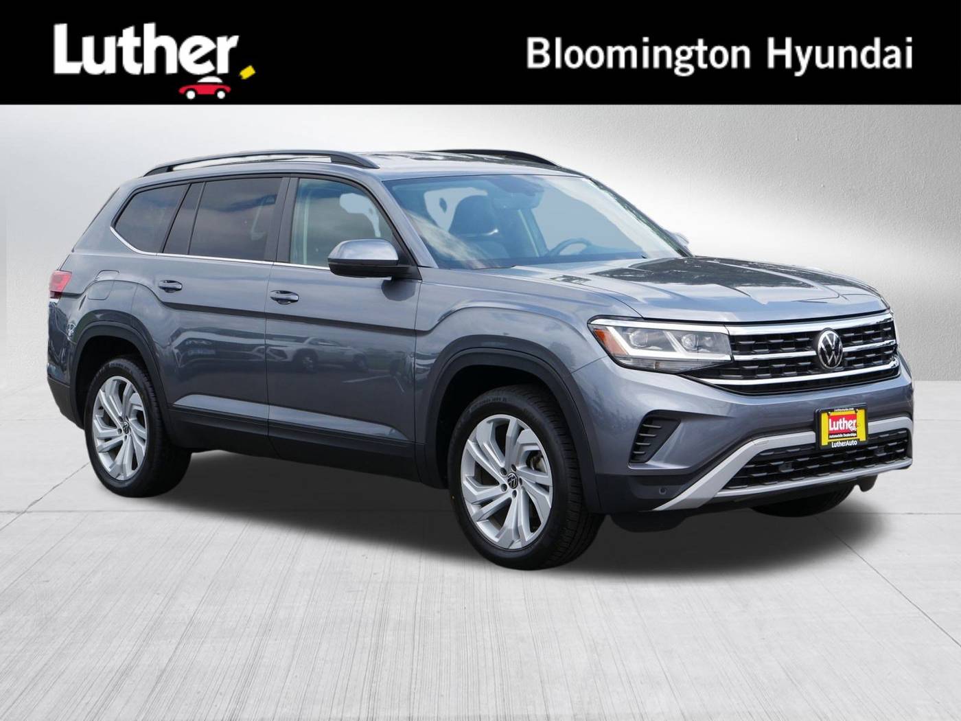 2022 Volkswagen Atlas SE with Technology — SUV — 26,918 mi — Bloomington, MN