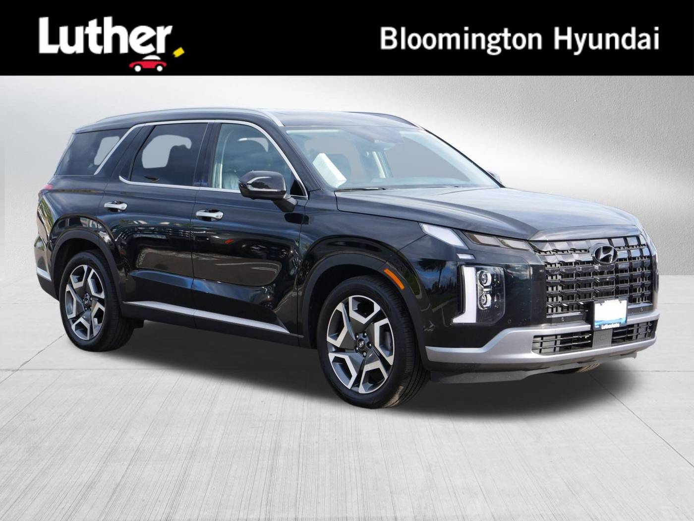 2024 Hyundai Palisade Limited — SUV — 18,346 mi — Bloomington, MN