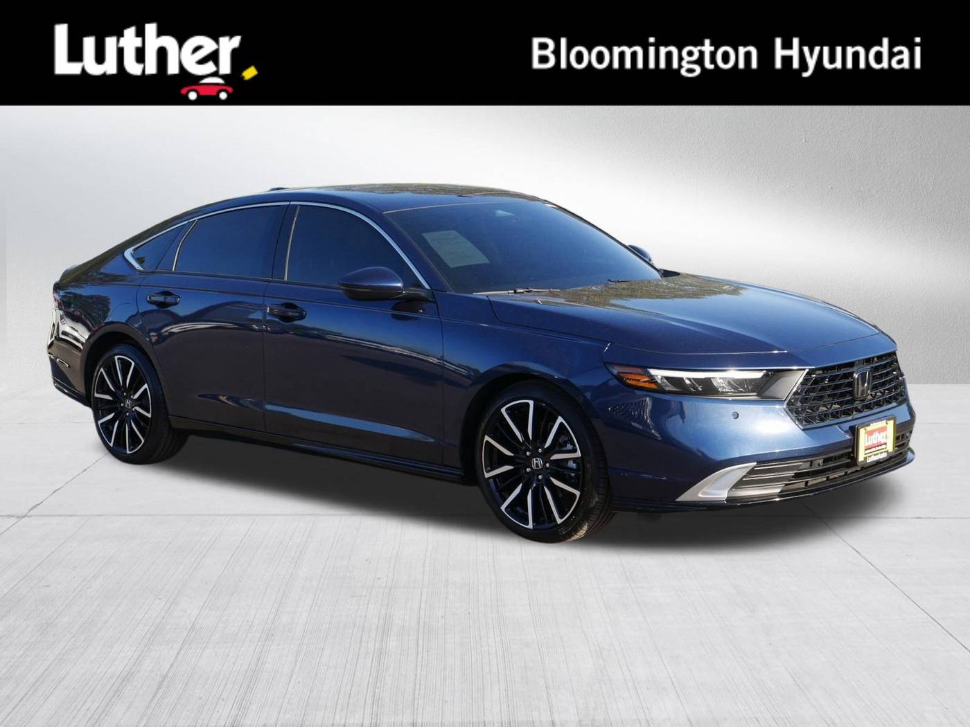 2025 Honda Accord Hybrid Touring — Sedan — 7,827 mi — Bloomington, MN