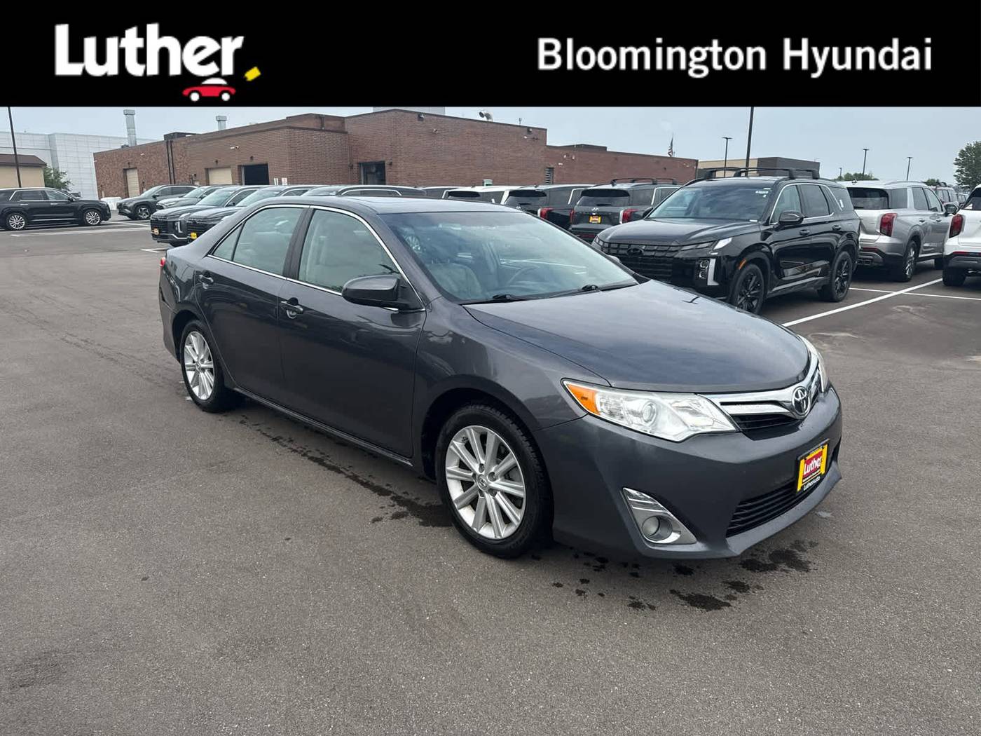 2014 Toyota Camry XLE — Sedan — 104,821 mi — Bloomington, MN