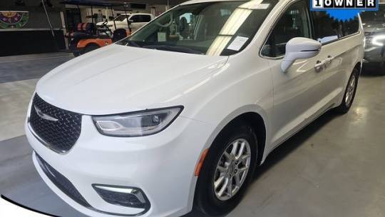 2022 Chrysler Pacifica Touring L — Minivan — 73,065 mi — Hutto, TX
