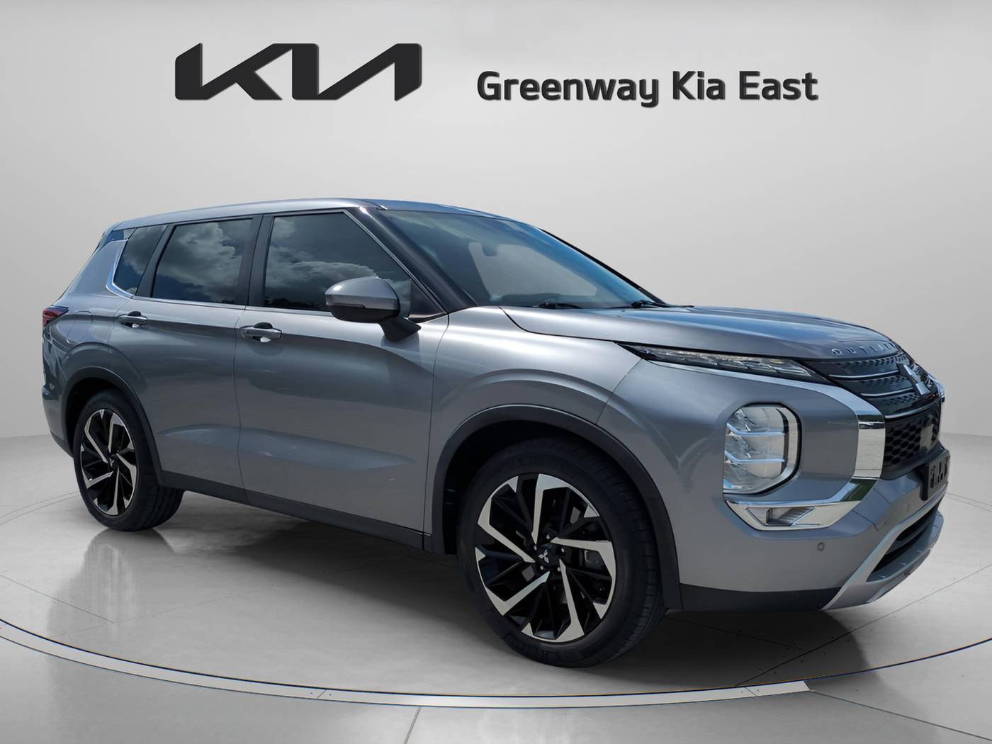 2022 Mitsubishi Outlander SE — SUV — 95,428 mi — Orlando, FL