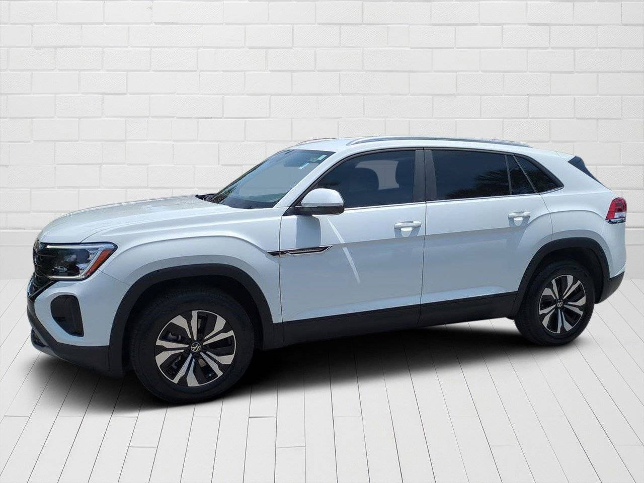 2024 Volkswagen Atlas Cross Sport SE — SUV — 6,273 mi — Orlando, FL