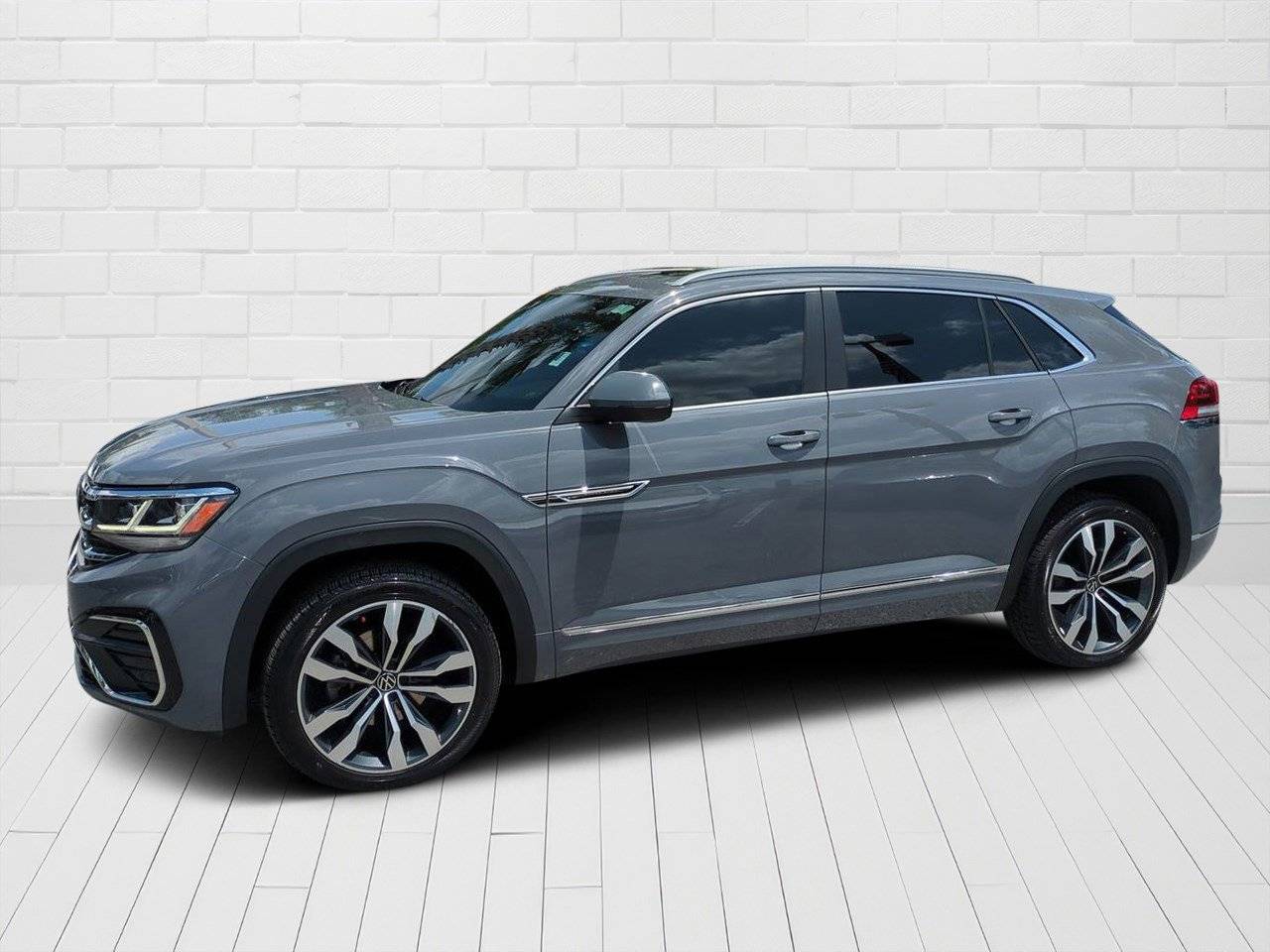 2020 Volkswagen Atlas Cross Sport SEL R-Line — SUV — 66,318 mi — Orlando, FL
