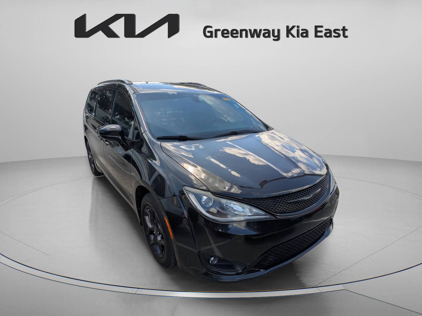 2020 Chrysler Pacifica Touring L Plus — Minivan — 95,839 mi — Orlando, FL