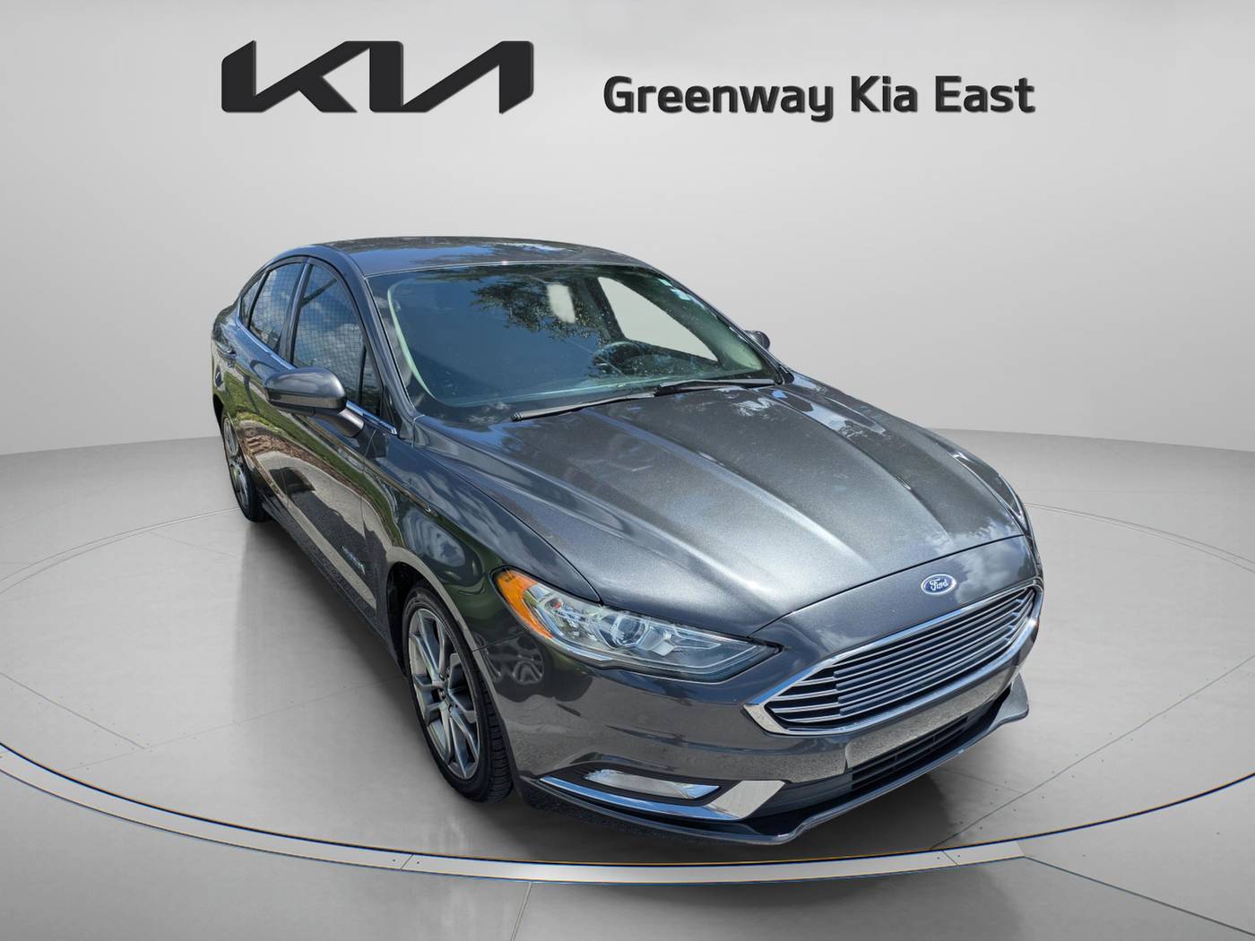 2017 Ford Fusion Hybrid SE — Sedan — 134,987 mi — Orlando, FL
