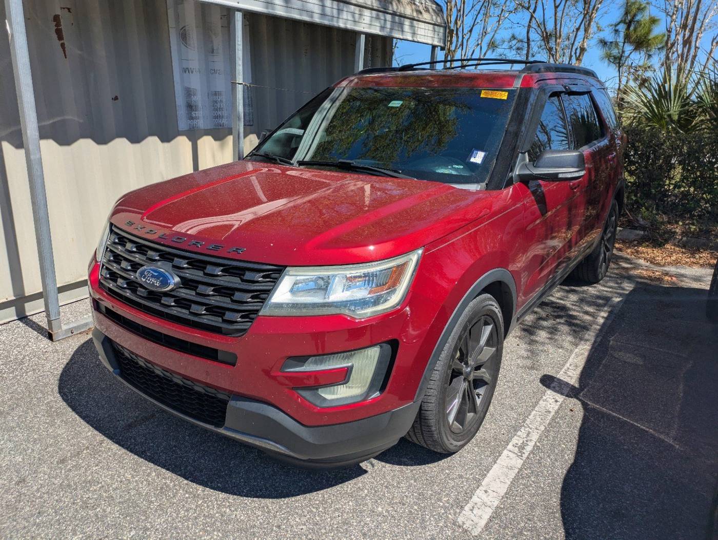 2017 Ford Explorer XLT — SUV — 142,381 mi — Orlando, FL