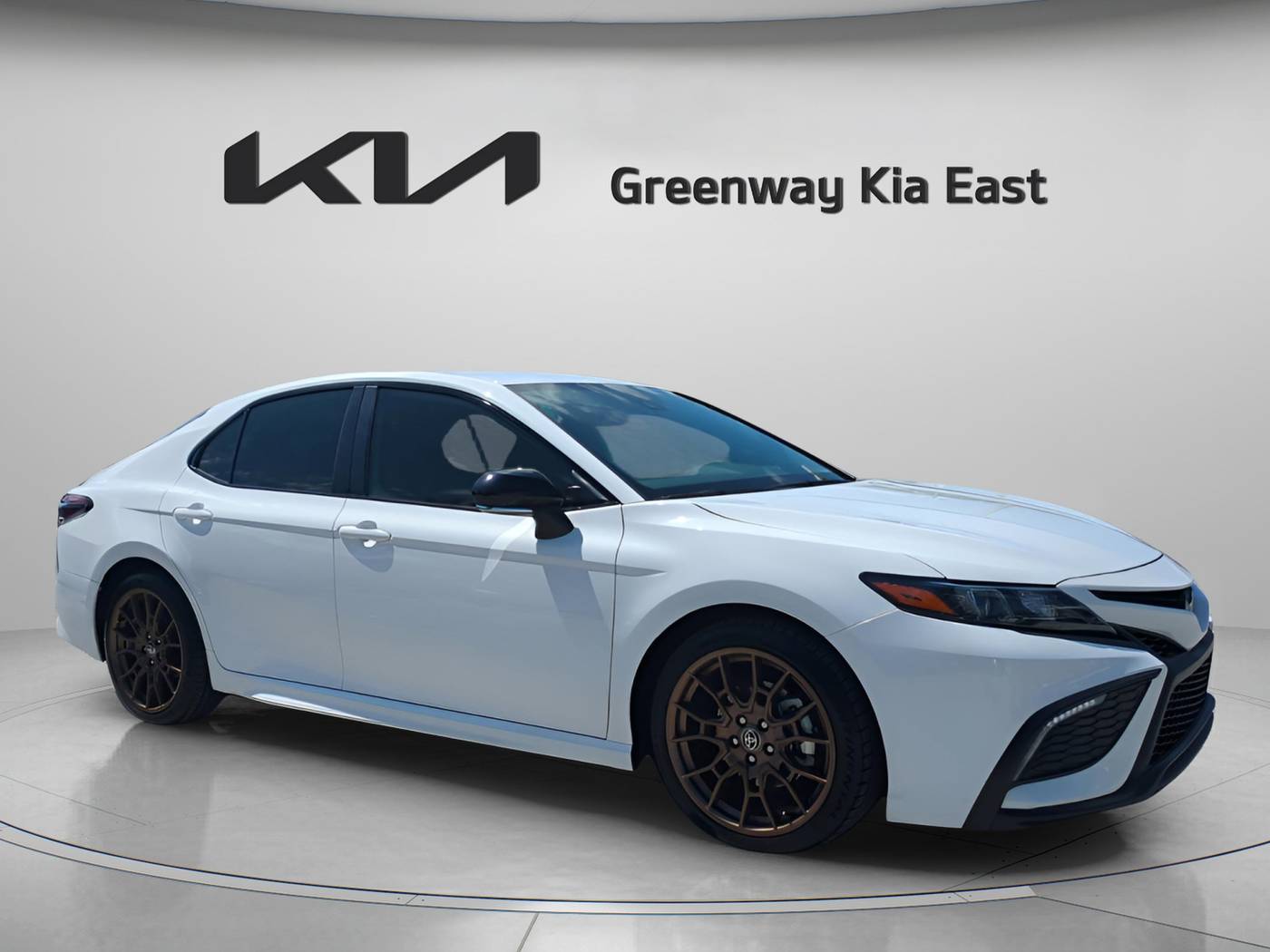 2023 Toyota Camry Hybrid SE — Sedan — 50,350 mi — Orlando, FL