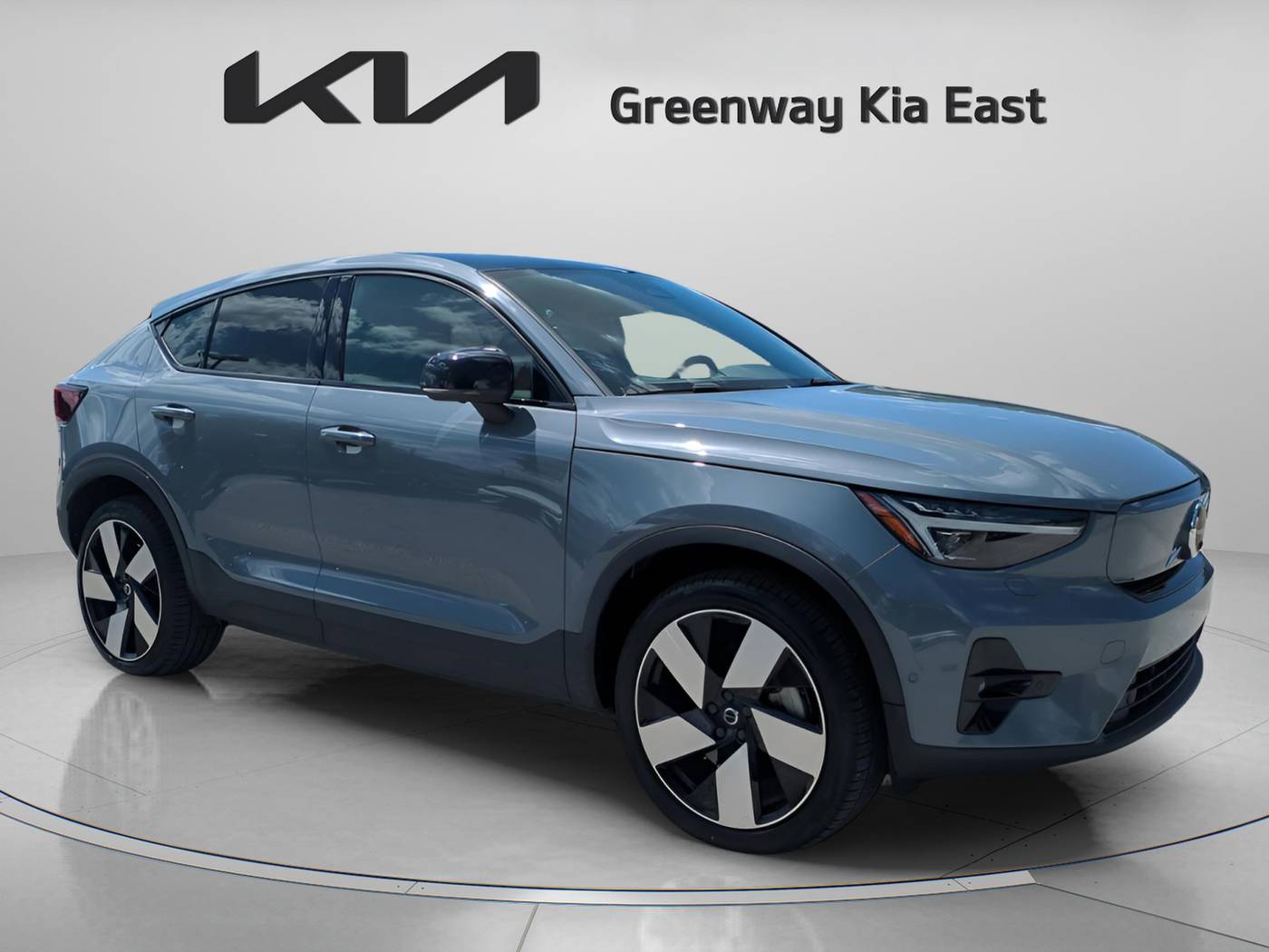 2023 Volvo C40 Recharge Ultimate — SUV — 16,788 mi — Orlando, FL