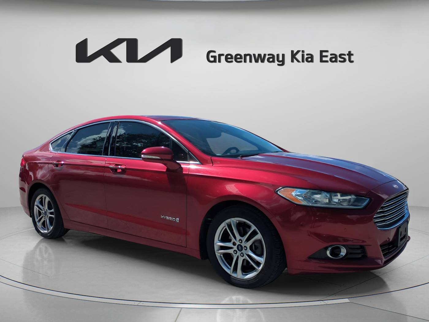 2016 Ford Fusion Hybrid Titanium — Sedan — 105,376 mi — Orlando, FL
