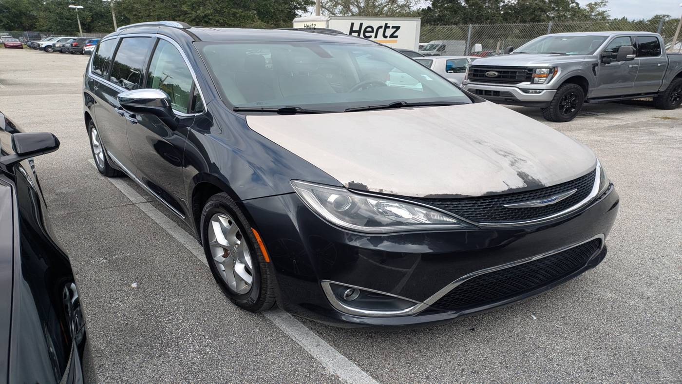 2020 Chrysler Pacifica Limited — Minivan — 68,867 mi — Orlando, FL