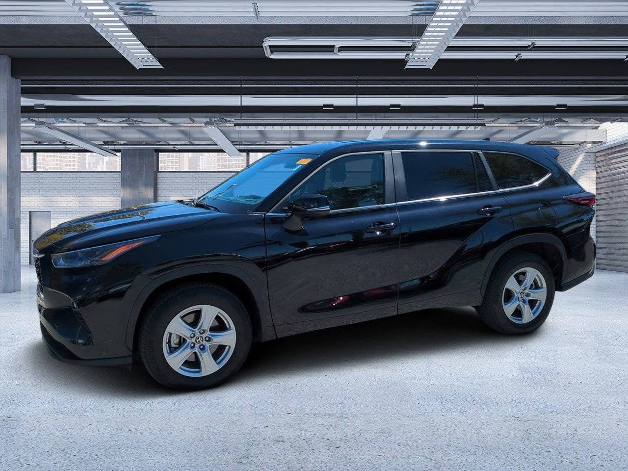 2024 Toyota Highlander LE — SUV — 15,962 mi — Orlando, FL