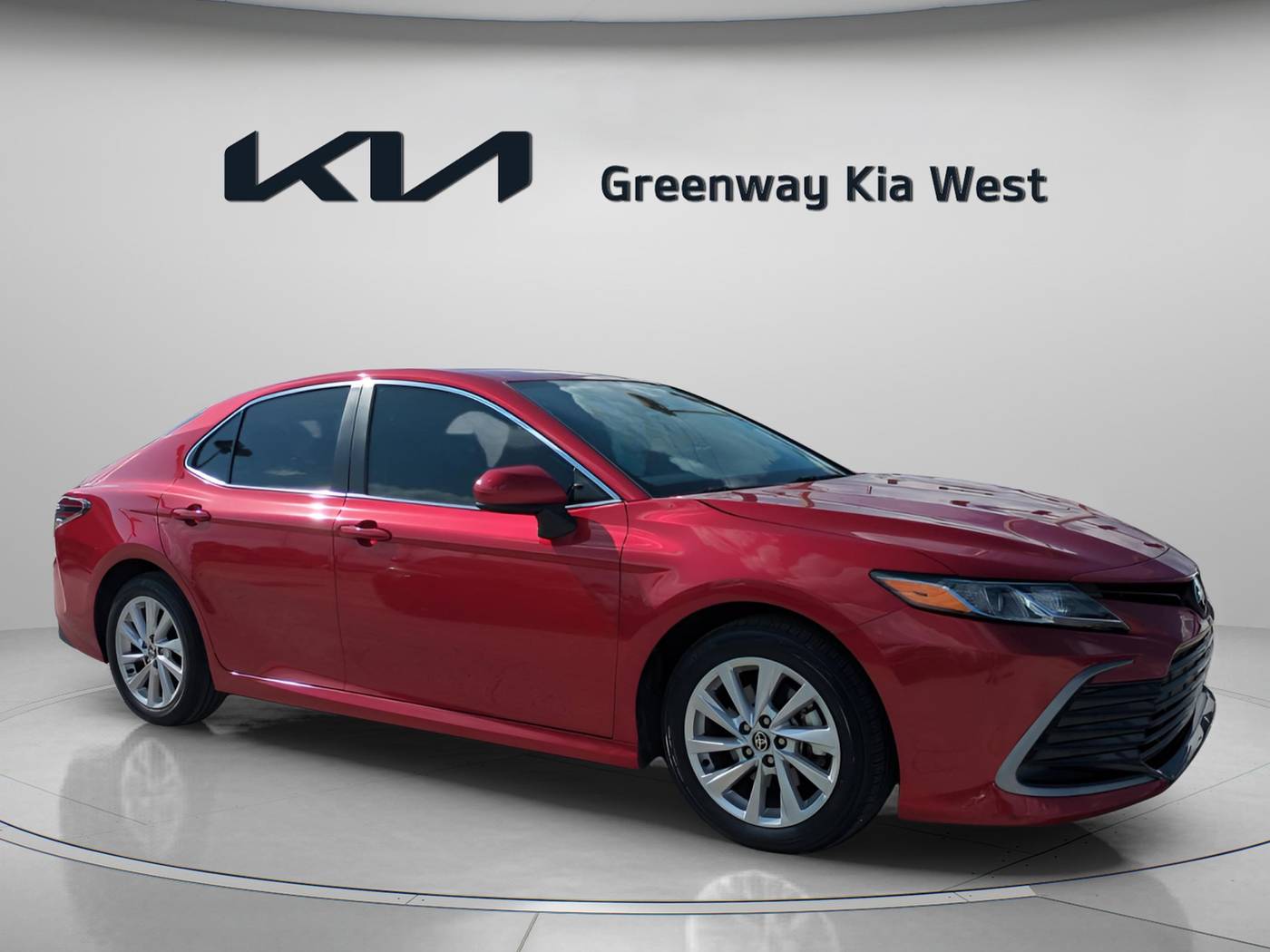 2024 Toyota Camry LE — Sedan — 43,731 mi — Orlando, FL