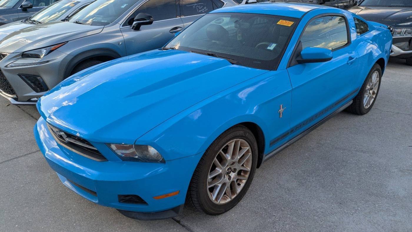 2012 Ford Mustang V6 Premium — Coupe — 108,487 mi — Orlando, FL