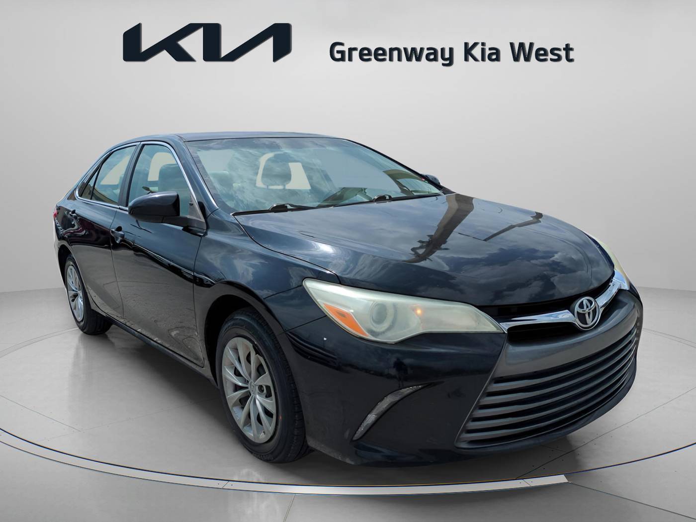 2016 Toyota Camry XLE — Sedan — 120,846 mi — Orlando, FL