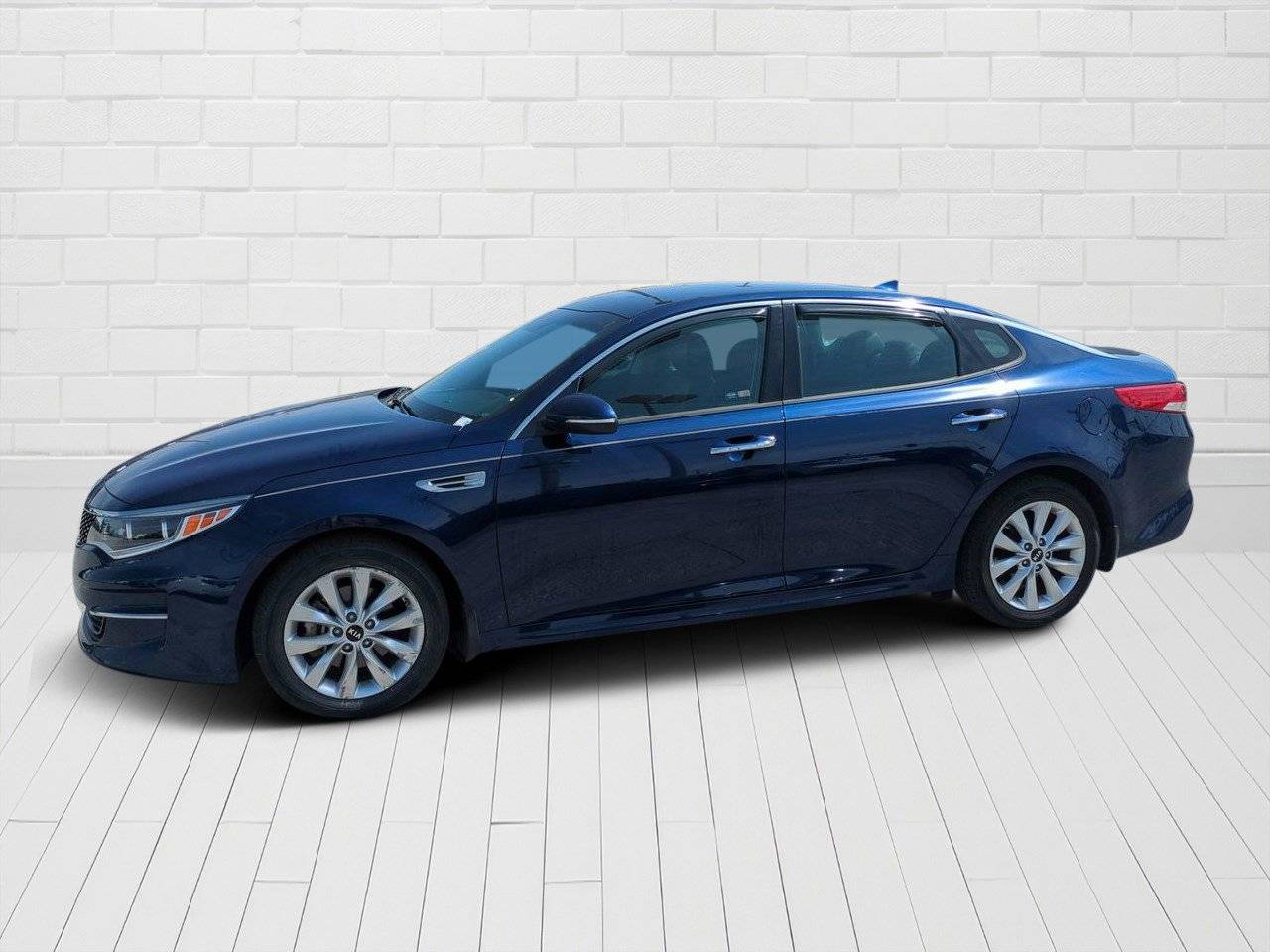 2017 Kia Optima EX — Sedan — 72,841 mi — Orlando, FL