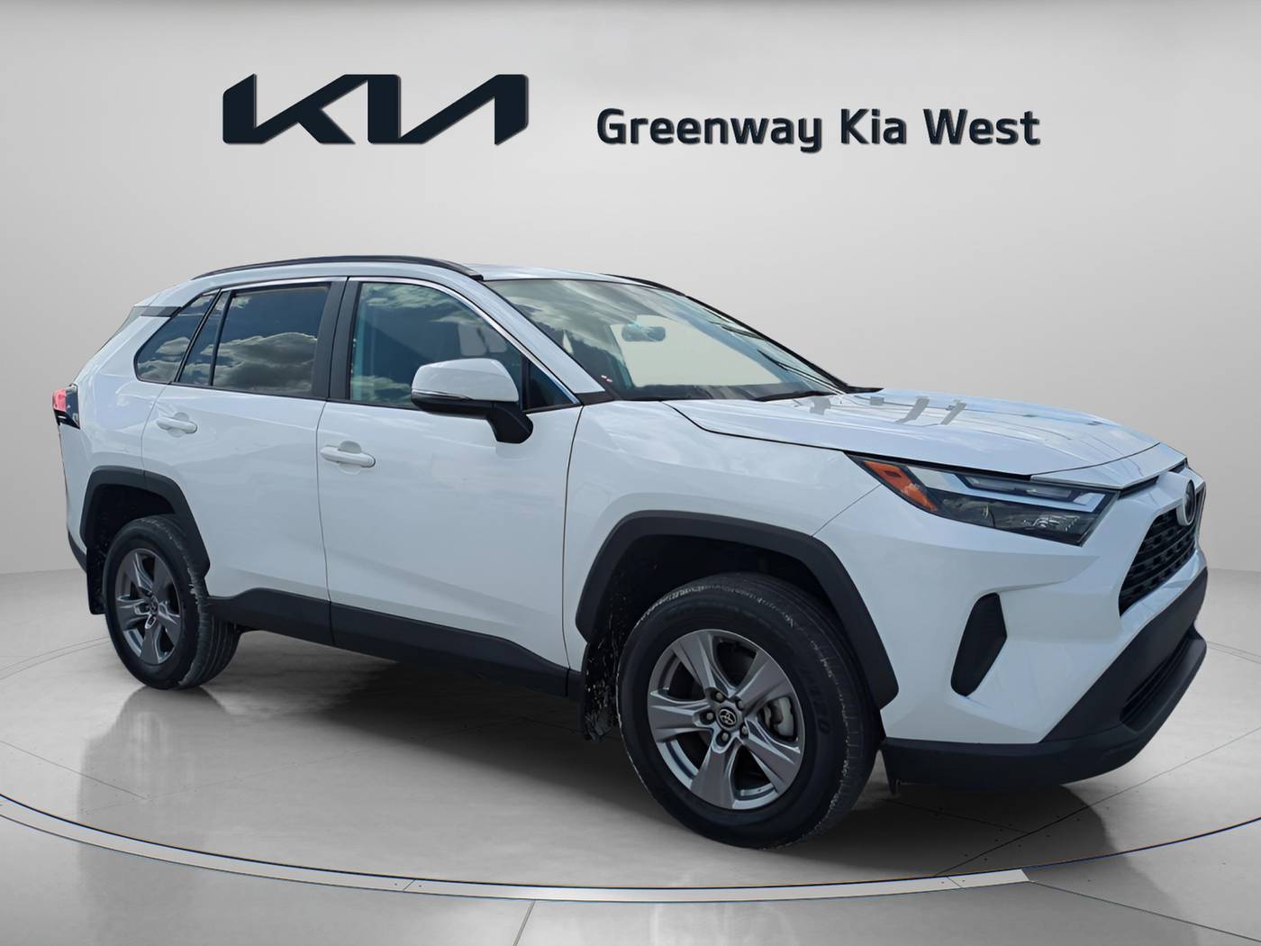 2024 Toyota RAV4 XLE — SUV — 19,057 mi — Orlando, FL