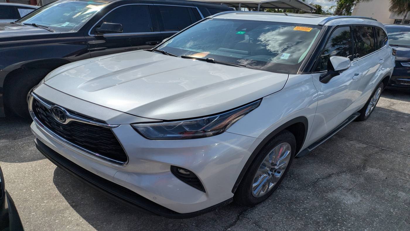 2023 Toyota Highlander L — SUV — 8,512 mi — Orlando, FL