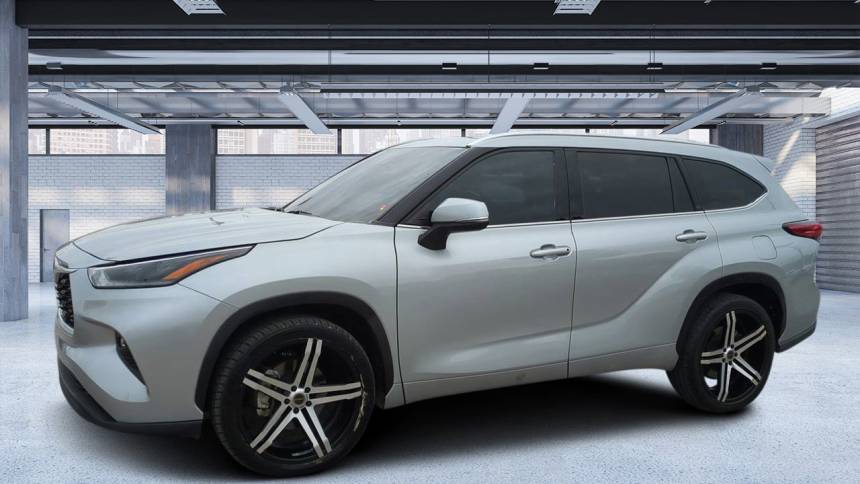 2021 Toyota Highlander XLE — SUV — 62,230 mi — Orlando, FL