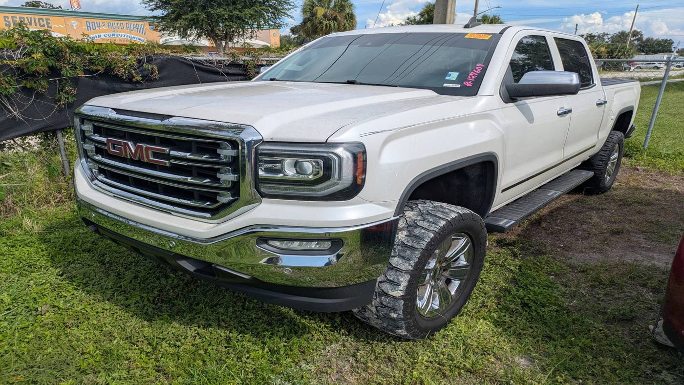 2017 GMC Sierra 1500 SLT — Pickup Truck — 144,601 mi — Orlando, FL