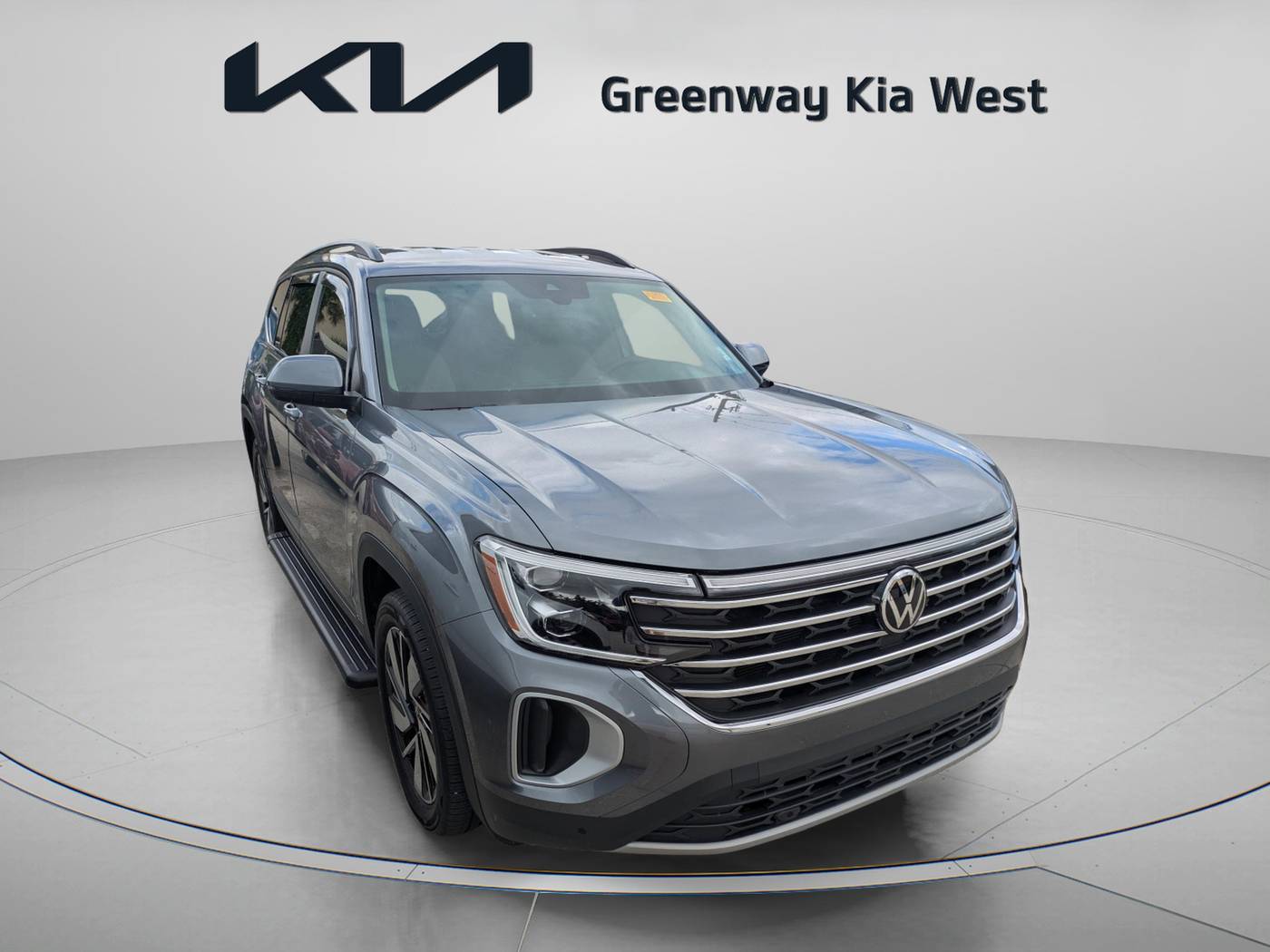 2024 Volkswagen Atlas SE with Technology — SUV — 23,254 mi — Orlando, FL