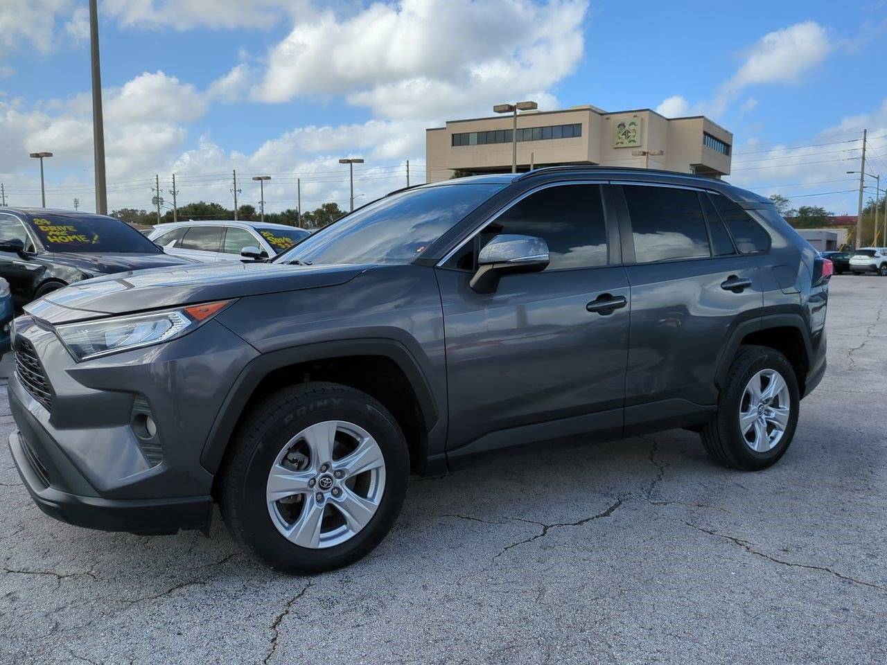 2020 Toyota RAV4 XLE — SUV — 86,684 mi — Orlando, FL