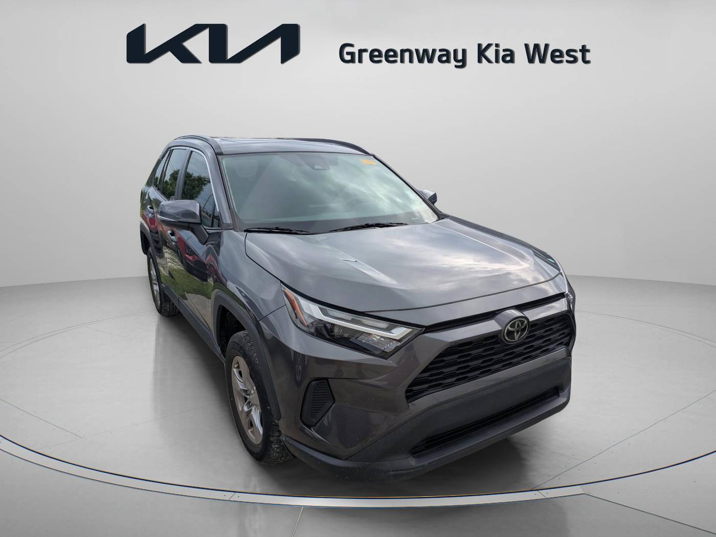 2022 Toyota RAV4 XLE — SUV — 21,618 mi — Orlando, FL