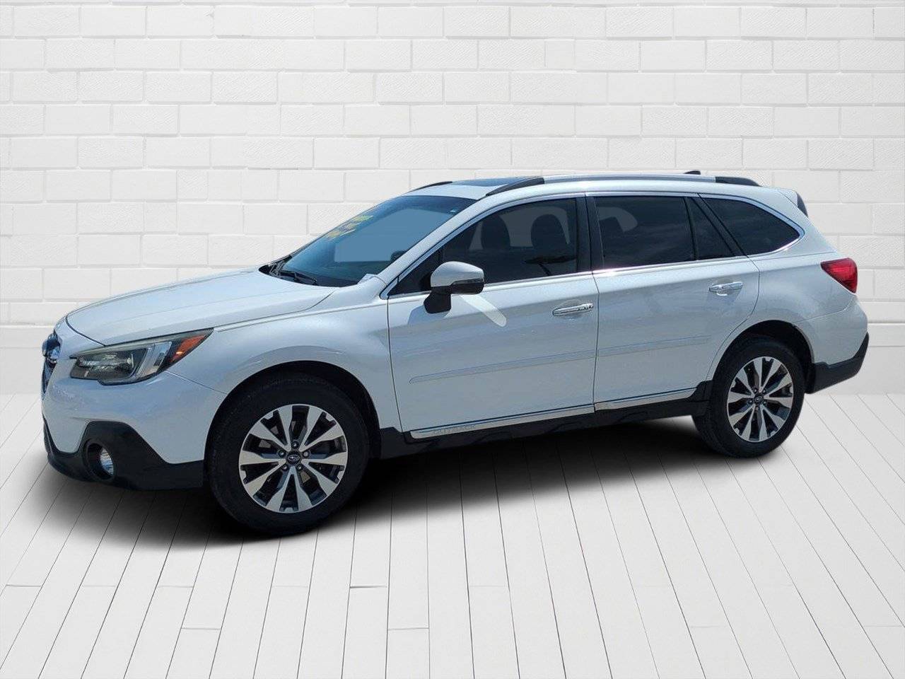 2018 Subaru Outback 2.5i Touring — SUV — 56,336 mi — Orlando, FL