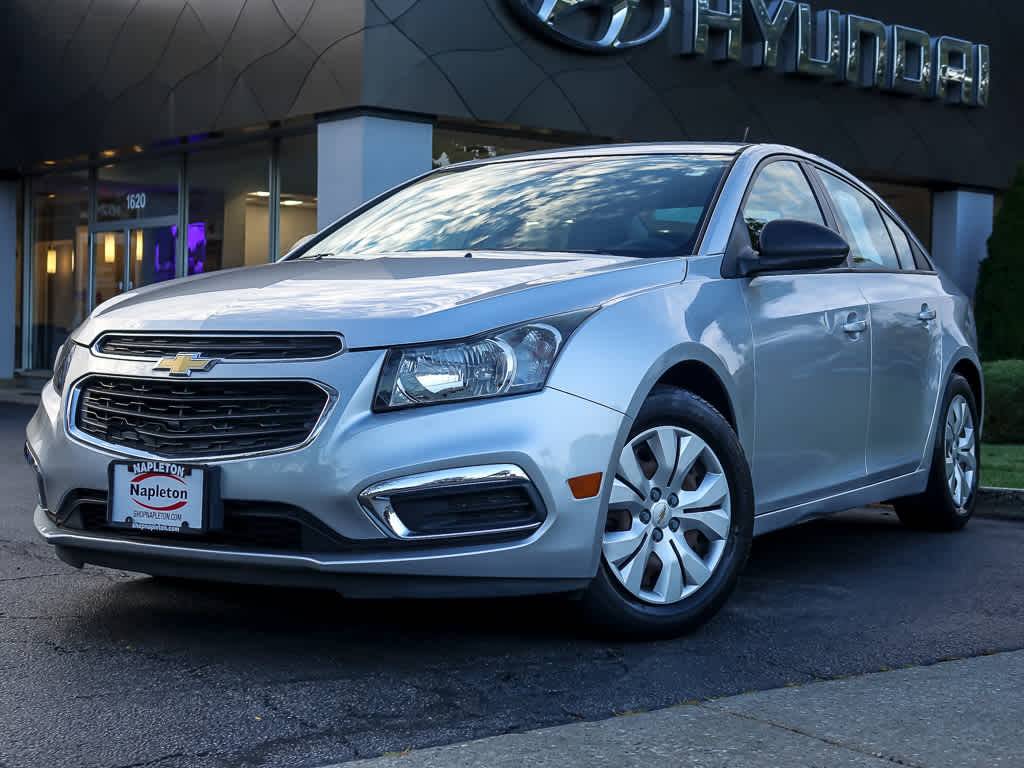 2016 Chevrolet Cruze Limited LS — Sedan — 32,739 mi — Glenview, IL