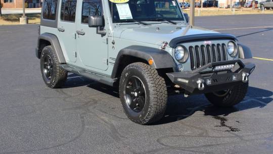 Used Jeep Wrangler for Sale in Oak Lawn, IL (with Photos) - Page 32 -  TrueCar