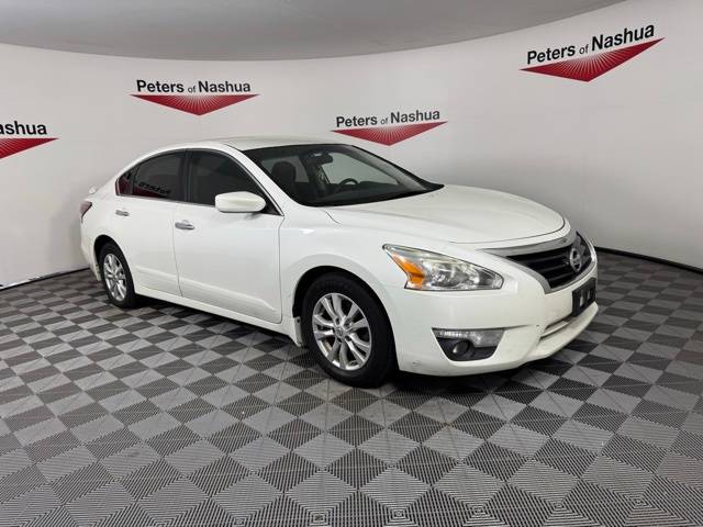 2014 Nissan Altima 2.5 S — Sedan — 177,882 mi — Nashua, NH