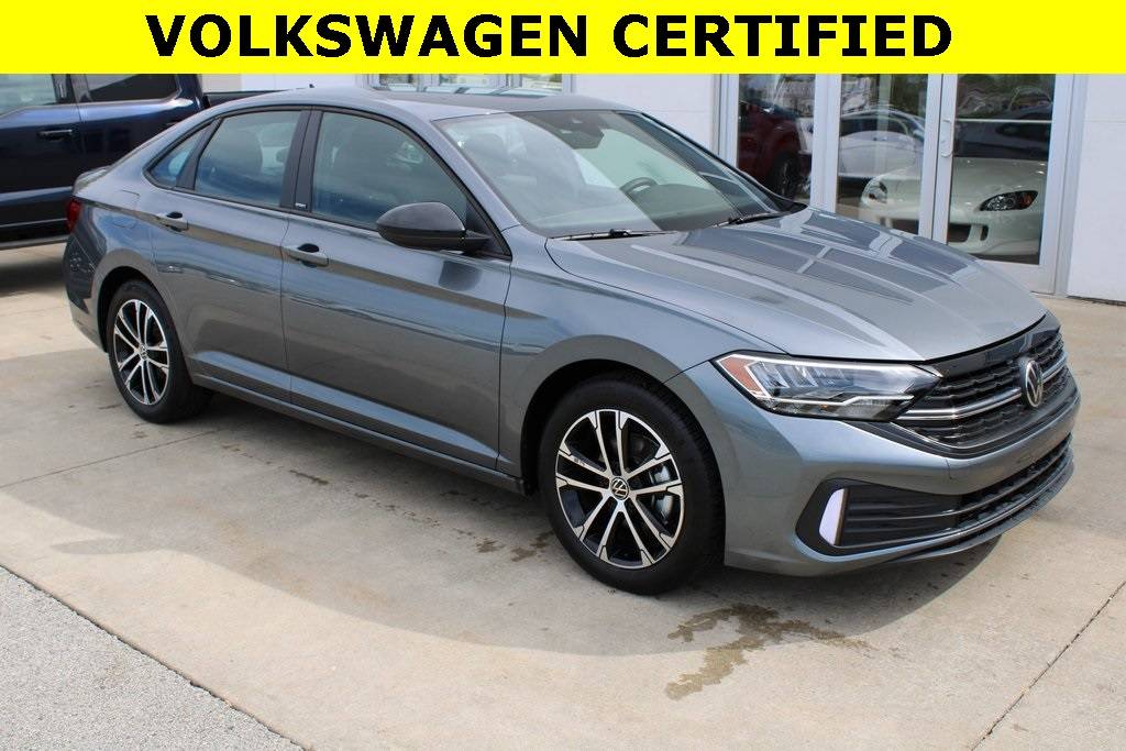 2024 Volkswagen Jetta Sport — Sedan — 10,866 mi — Countryside, IL