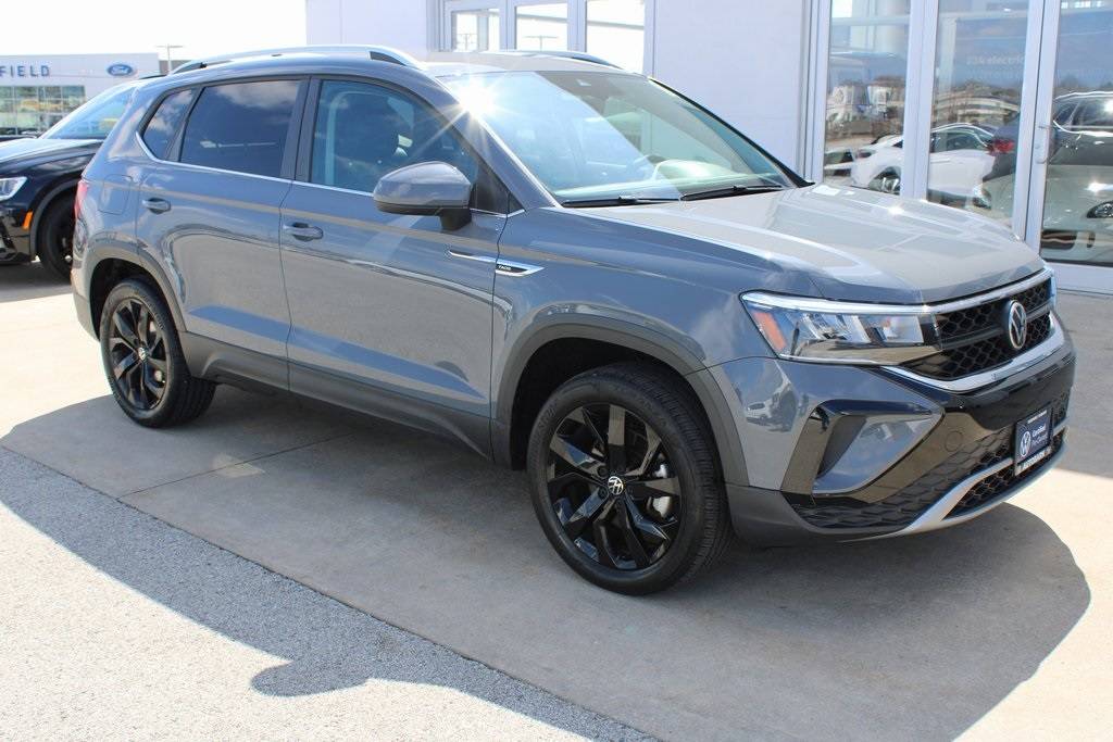 2022 Volkswagen Taos SE — SUV — 20,309 mi — Countryside, IL