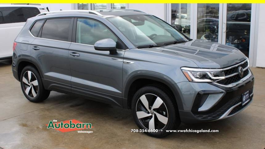 2024 Volkswagen Taos SEL — SUV — 4,651 mi — Countryside, IL