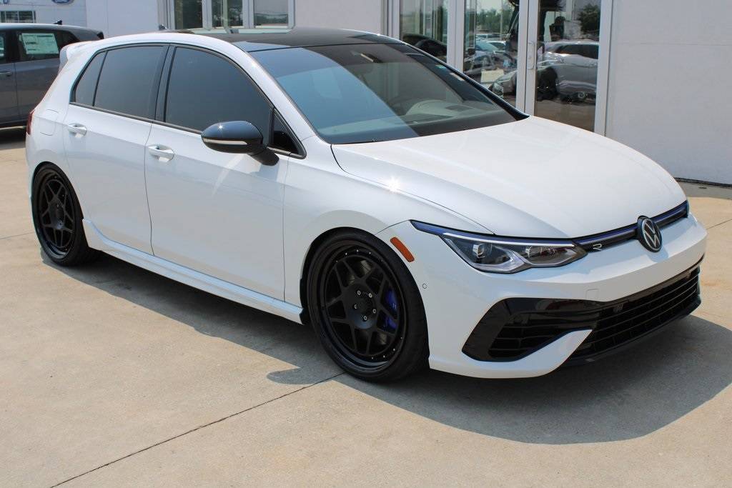 2024 Volkswagen Golf R Base — Hatchback — 5,493 mi — Countryside, IL