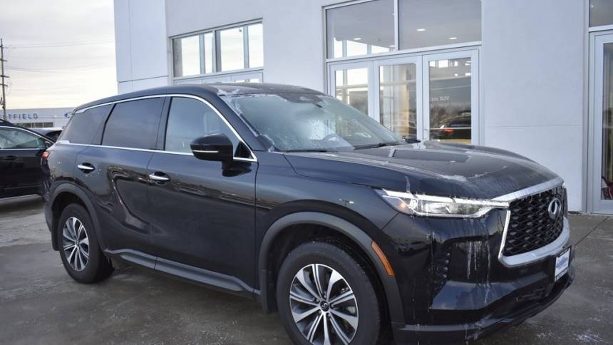 2024 INFINITI QX60 PURE — SUV — 9,845 mi — Countryside, IL