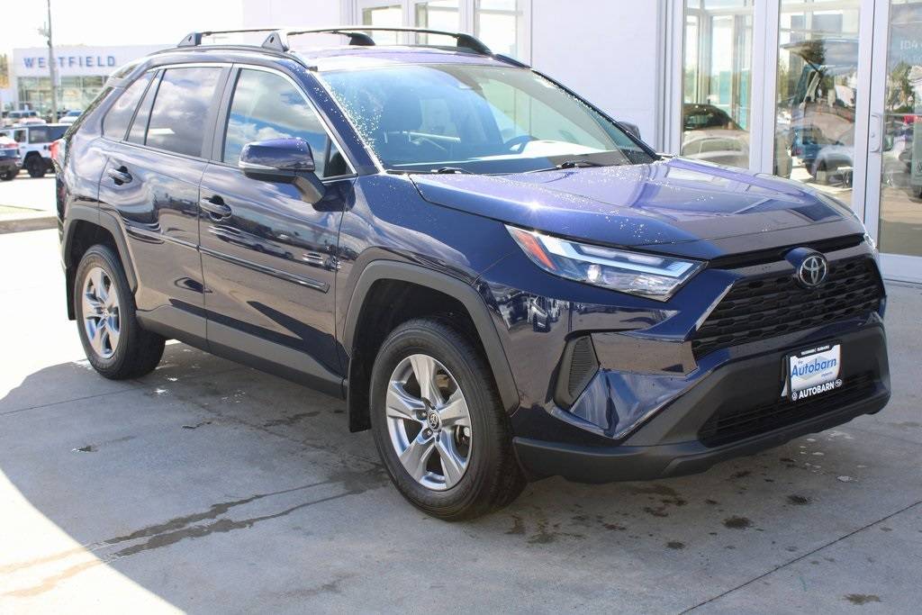 2024 Toyota RAV4 XLE — SUV — 28,206 mi — Countryside, IL