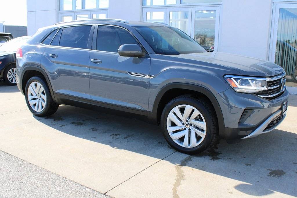 2022 Volkswagen Atlas Cross Sport SE with Technology — SUV — 35,809 mi — Countryside, IL