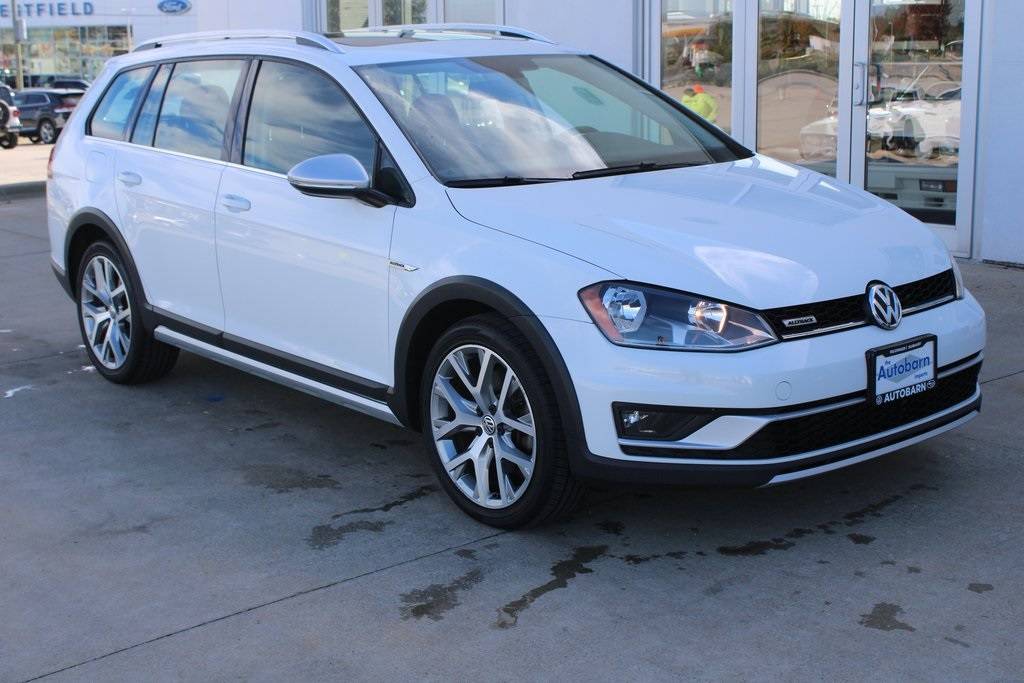 2017 Volkswagen Golf Alltrack SEL — Wagon — 63,287 mi — Countryside, IL