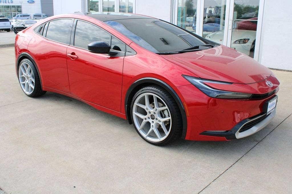 2023 Toyota Prius Prime XSE Premium — Hatchback — 20,407 mi — Countryside, IL