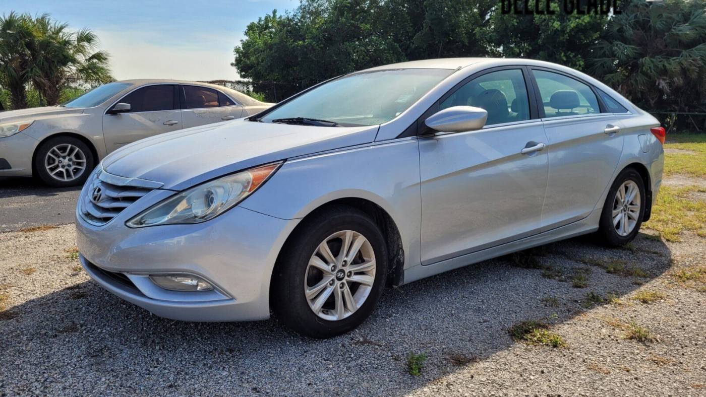 2013 Hyundai Sonata GLS — Sedan — 70,745 mi — Belle Glade, FL