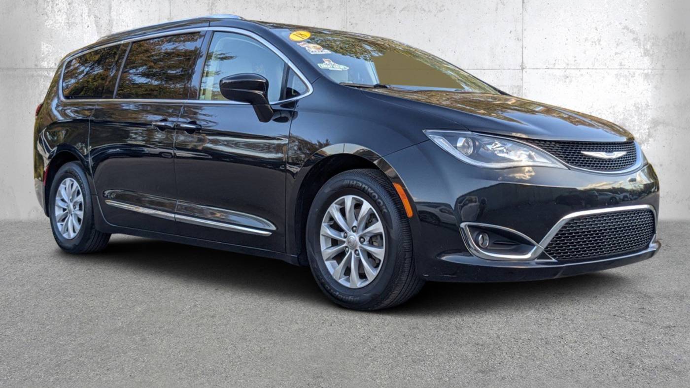 2018 Chrysler Pacifica Touring L — Minivan — 77,597 mi — Quincy, FL